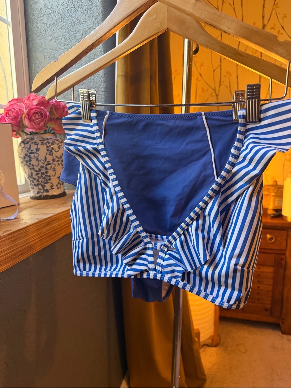 Cupshe Blue and White Striped High-Waist Bikini Bottoms with Ruffle